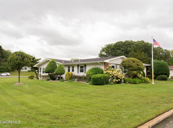 14 Bryant Road, Brick, NJ 08724