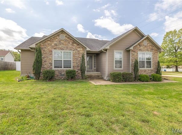 2013 Tumbleweed Trail, Poplar Bluff, MO 63901