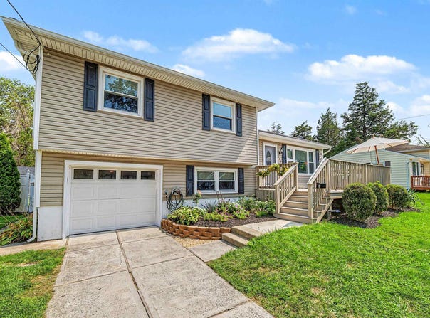 141 Bala Dr, Somers Point, NJ 08244