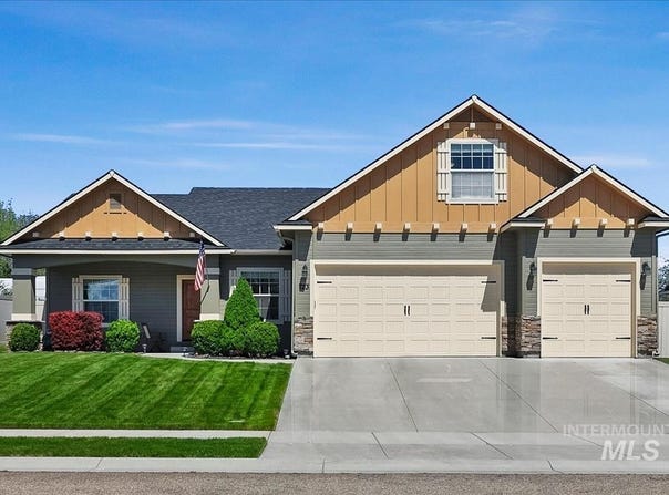723 E Willow St, Caldwell, ID 83605