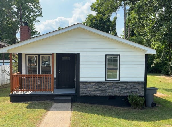 148 Loop Street, Wellford, SC 29385-9671