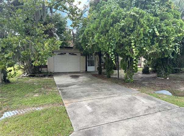 306 OAK LANE Pass, OCALA, FL 34472