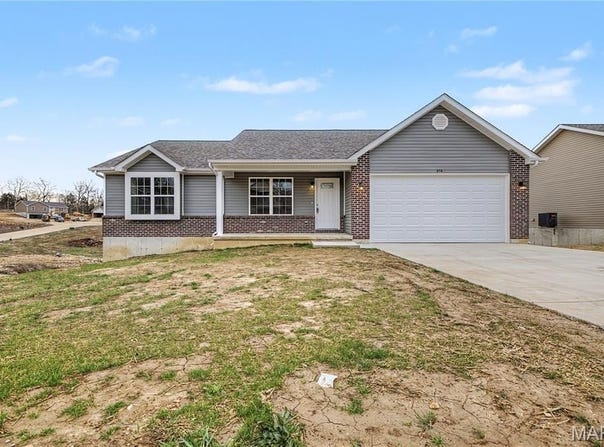 614 T Box Drive, St Clair, MO 63077