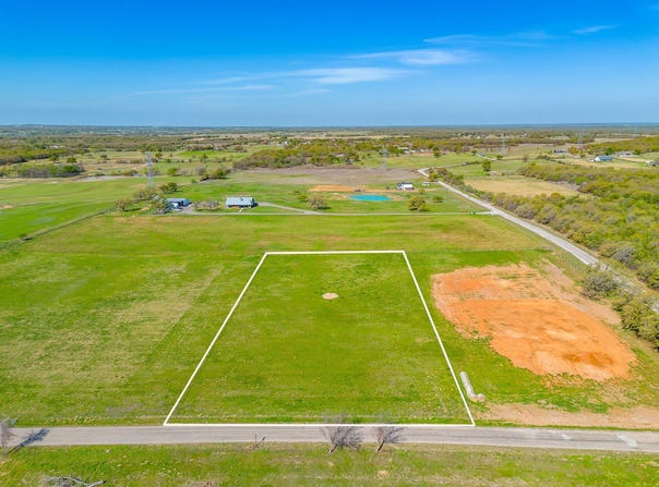 1104 Clover Drive, Poolville, TX 76487