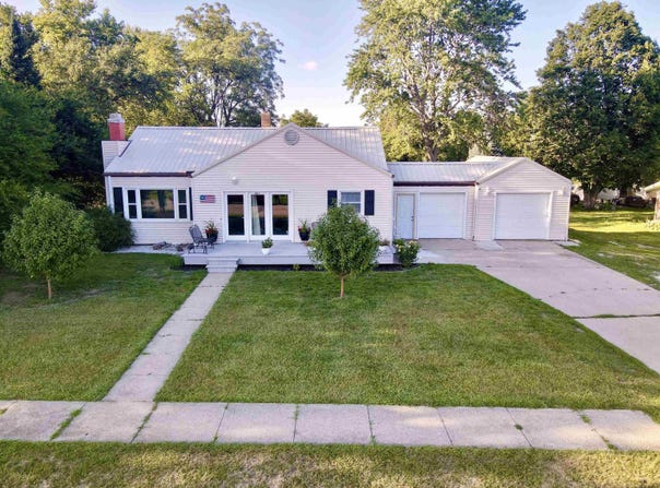 603 W Third St, Aurelia, IA 51005