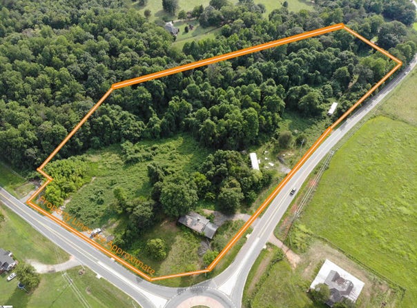 2341 Dacusville Highway, Easley, SC 29640