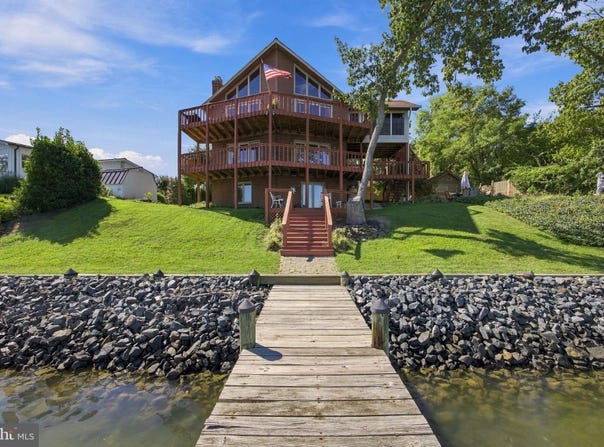 301 DEER Drive, LUSBY, MD 20657