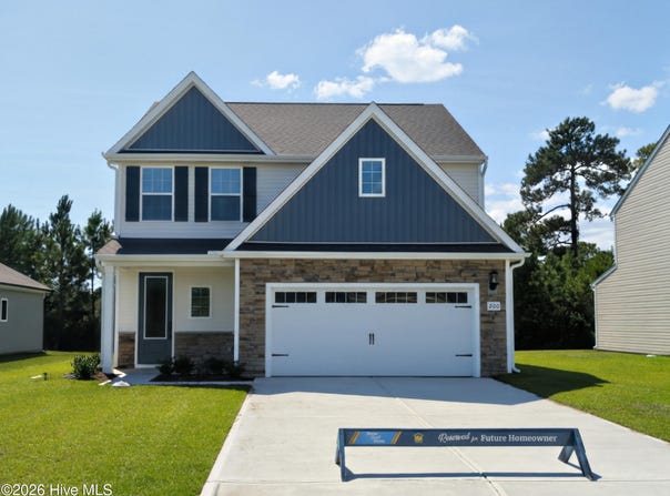 200 S Umbrella Palm Drive, Hampstead, NC 28443