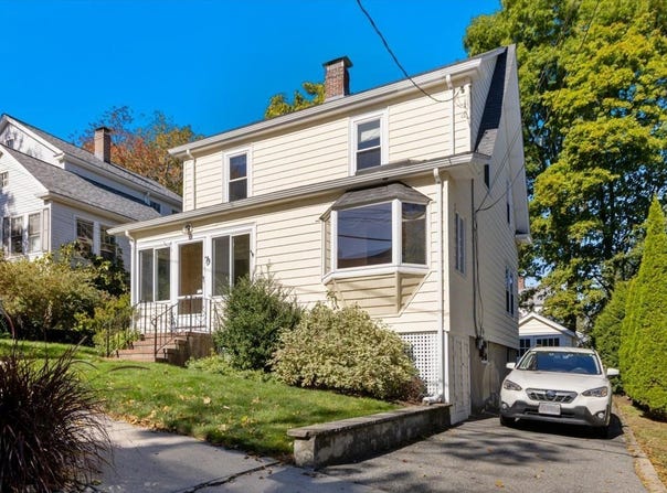 79 Menotomy Rd, Arlington, MA 02476