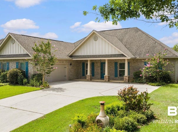 11892 Alabaster Drive, Daphne, AL 36562