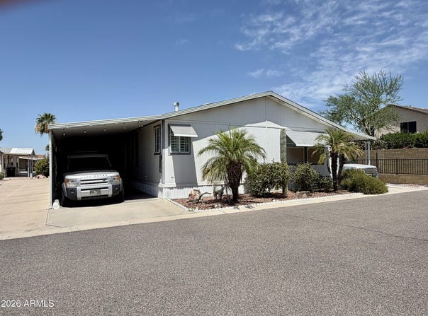 10936 E APACHE Trail, Apache Junction, AZ 85120