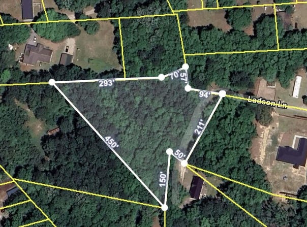 Ladson Lane, Huger, SC 29450