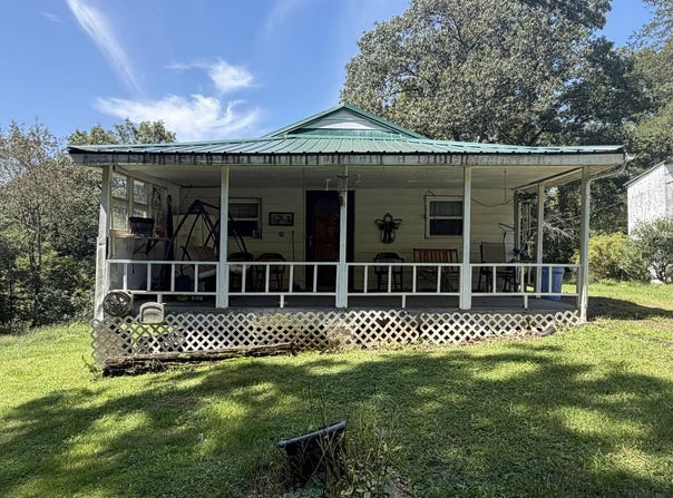 3704 Trace Fork Road, Charleston, WV 25320