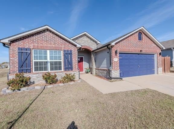 5811 E 146th Place S, Bixby, OK 74008