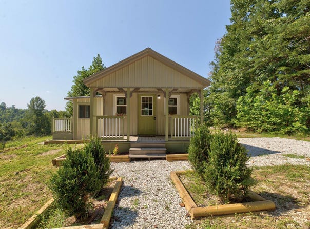100 Lyons Cemetery Road, Morehead, KY 40351