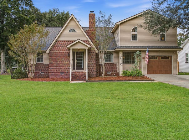 1016 Holcombe Road, Hanahan, SC 29410