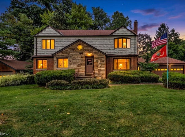 9216 EVERGREEN DRIVE, PARMA, OH 44129