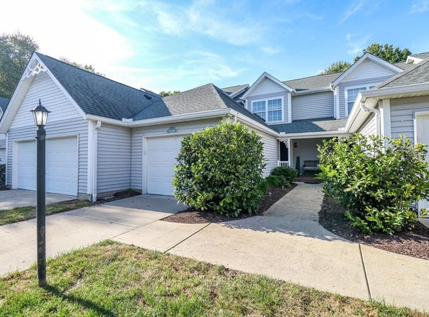 7576 Lake Pointe, Hamilton Twp, OH 45039
