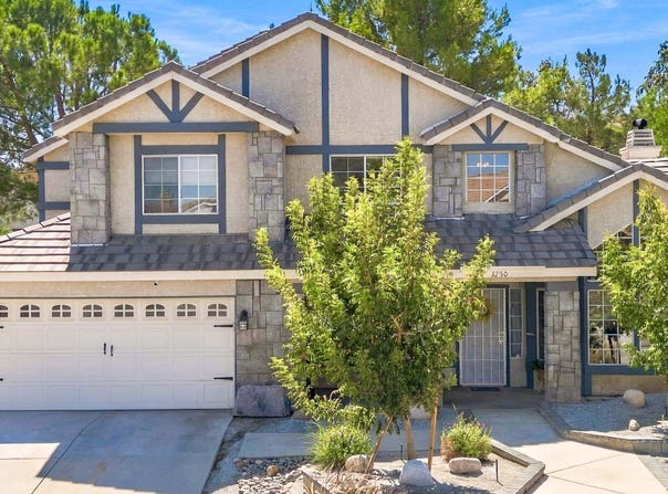 3250 Willowbrook Avenue, Palmdale, CA 93551