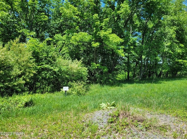 22 Summit View Court, Honesdale, PA 18431