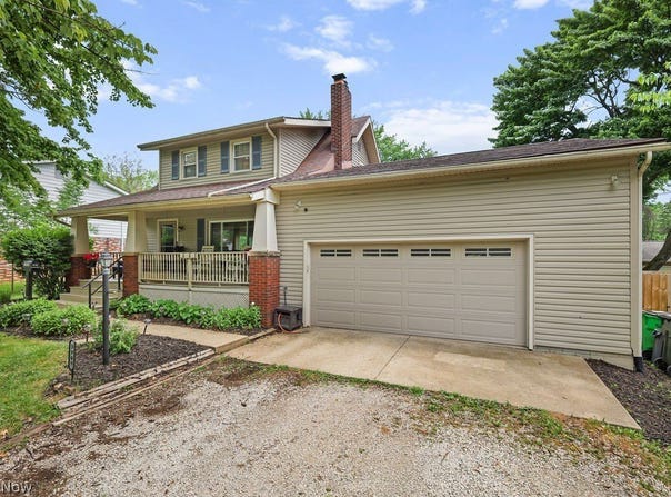 3909 Vira Road, Stow, OH 44224