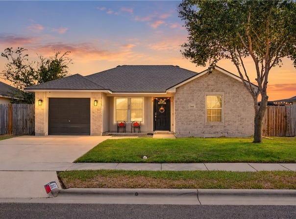 5618 Arboleda, Corpus Christi, TX 78417