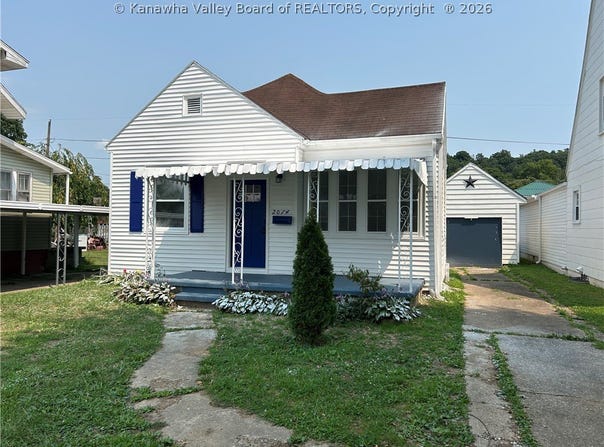 2014 Jefferson Boulevard, Point Pleasant, WV 25550
