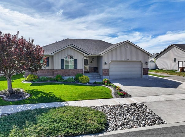 4546 Hershey Loop, Chubbuck, ID 83202