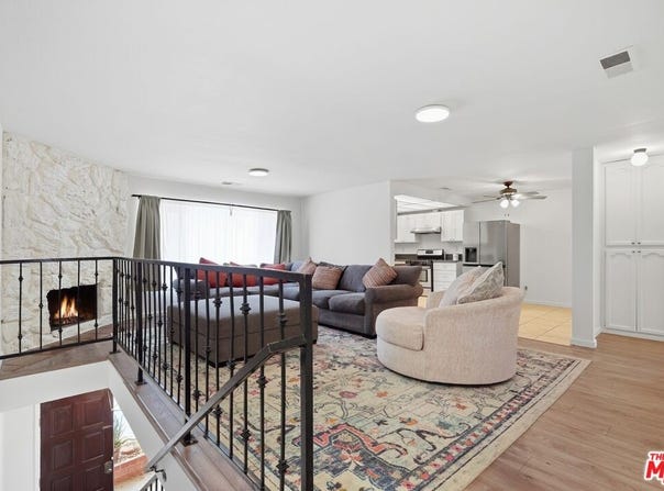 14120 Yukon Ave, Hawthorne, CA 90250