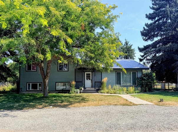 604 W 3rd Street, Plains, MT 59859