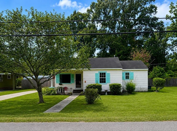 204 N George St, Petal, MS 39465