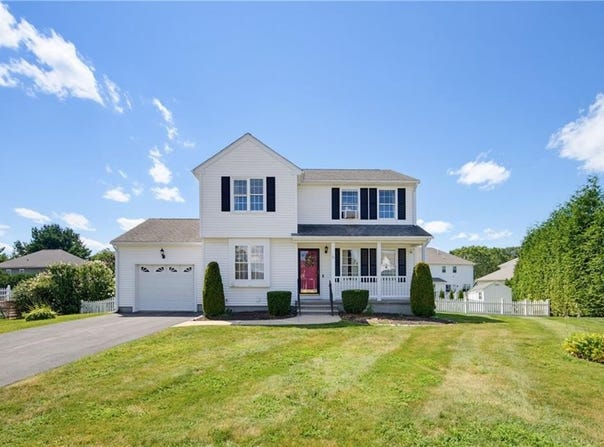 30 Gianna Drive, Cranston, RI 02921