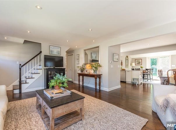 49 Meadow Lane, Bloomfield, NJ 07003