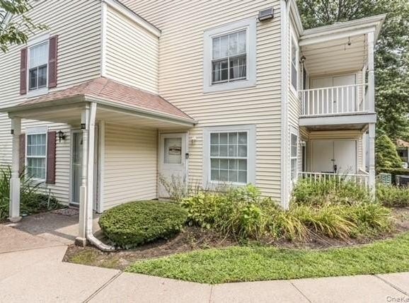282 Fairview Circle, Middle Island, NY 11953