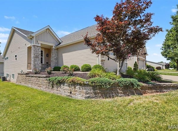 11 Thoreau Court, O'Fallon, MO 63366