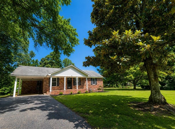 22 NANCY Rd, Millington, TN 38053