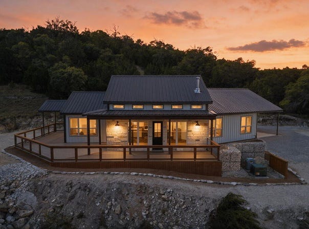 206 Valley Rd, Fredericksburg, TX 78624