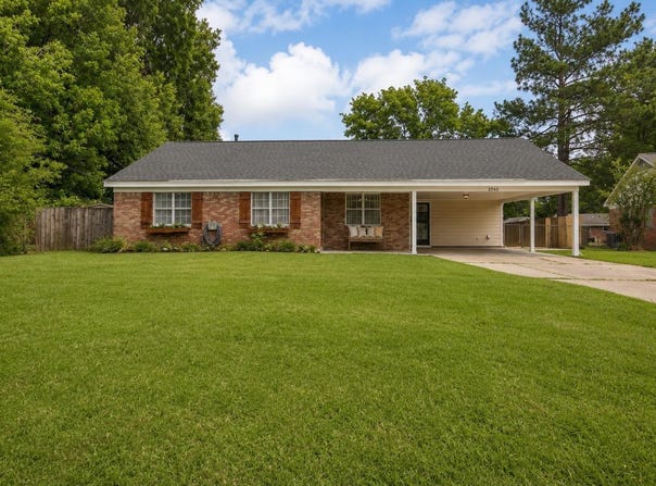 7262 PAM Dr, Millington, TN 38053