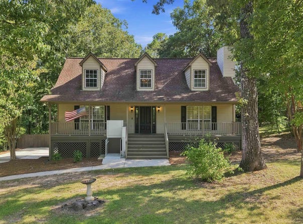 216 FOREST PARKWAY, ALABASTER, AL 35007