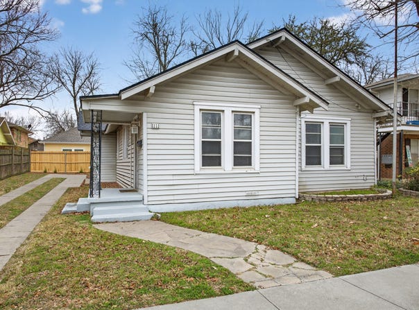 1111 N Austin Street, Denton, TX 76201
