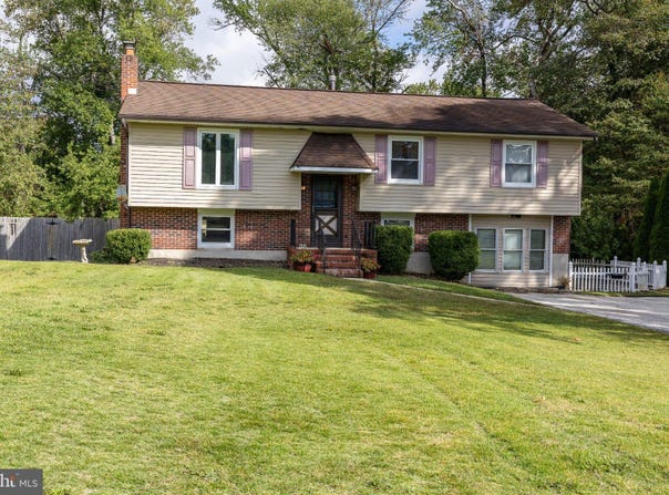 3072 E LANDIS Avenue, VINELAND, NJ 08361