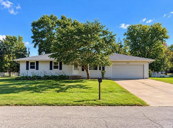 18502 Victoria Drive, Goshen, IN 46526