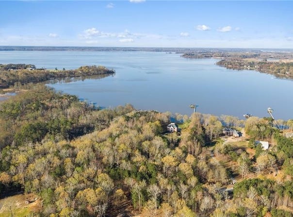 3532 Barretts Ferry Drive, Williamsburg, VA 23185