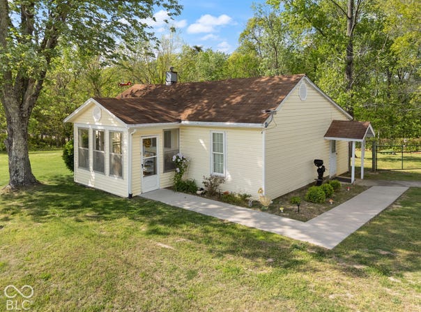 5988 E Us Highway 150, Hardinsburg, IN 47125