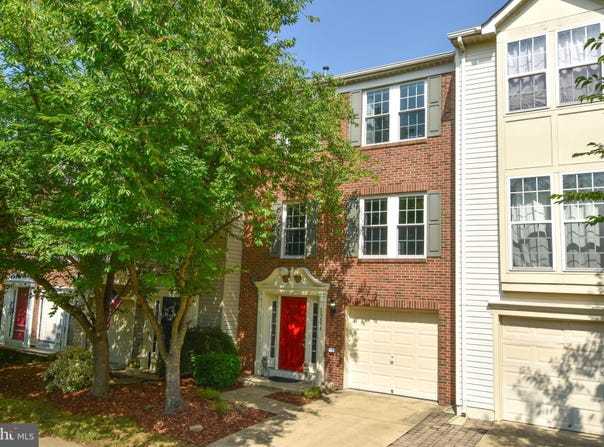25474 BRICKELL Drive, CHANTILLY, VA 20152