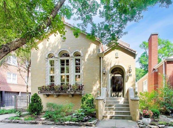 1211 Harvard Terrace, Evanston, IL 60202