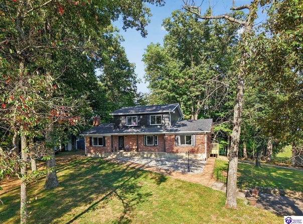 1170 Hansborough Road, Cecilia, KY 42724