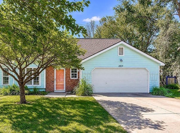 2809 Bluestem Drive, Lawrence, KS 66047