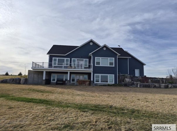 6272 W 49th S, Idaho Falls, ID 83402