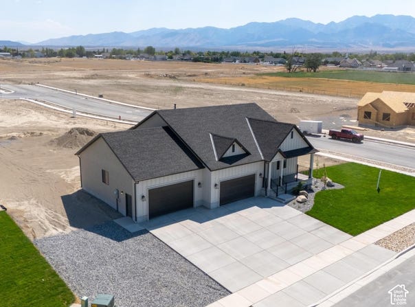 514 E GILMOUR St, Grantsville, UT 84074
